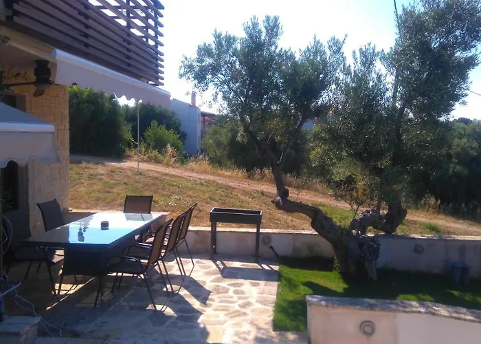 Maisonette Close To The
