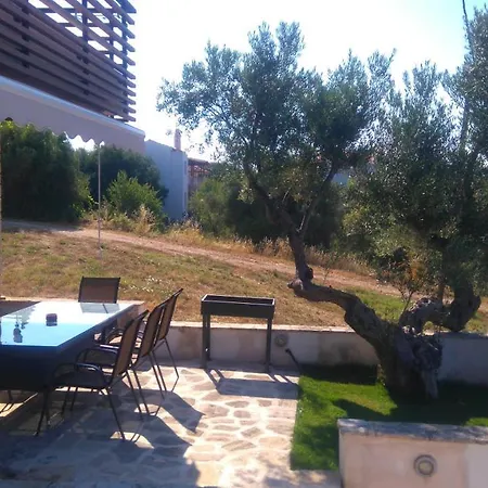 Maisonette Close To The