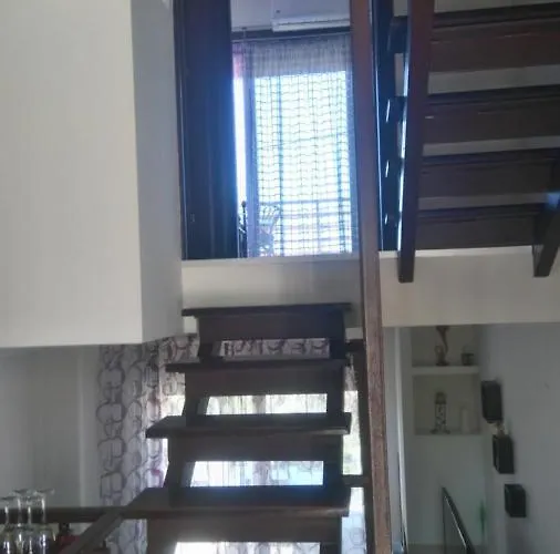 Maisonette Close To The * ניקיטי