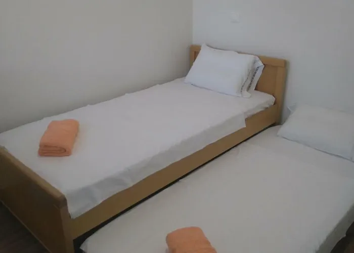 Maisonette Close To The בית נופש *